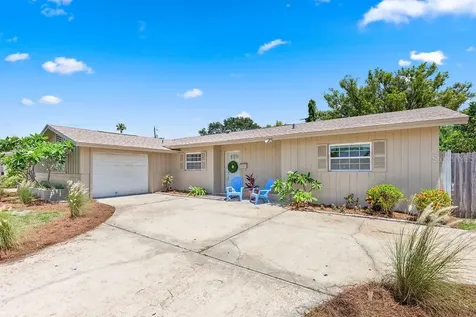4249 17th Avenue N St Petersburg FL 33713