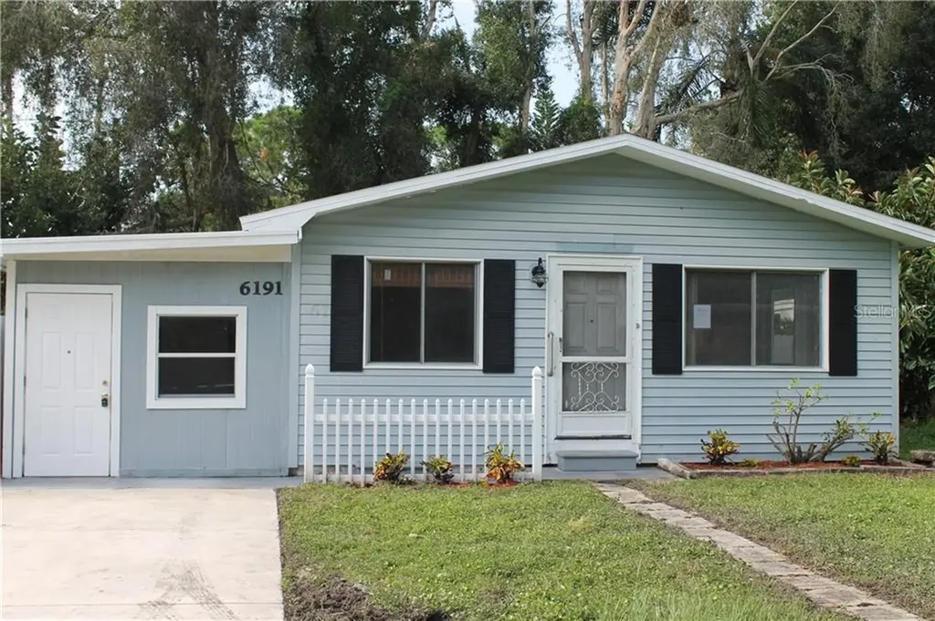 6191 56th Avenue N St Petersburg FL 33709