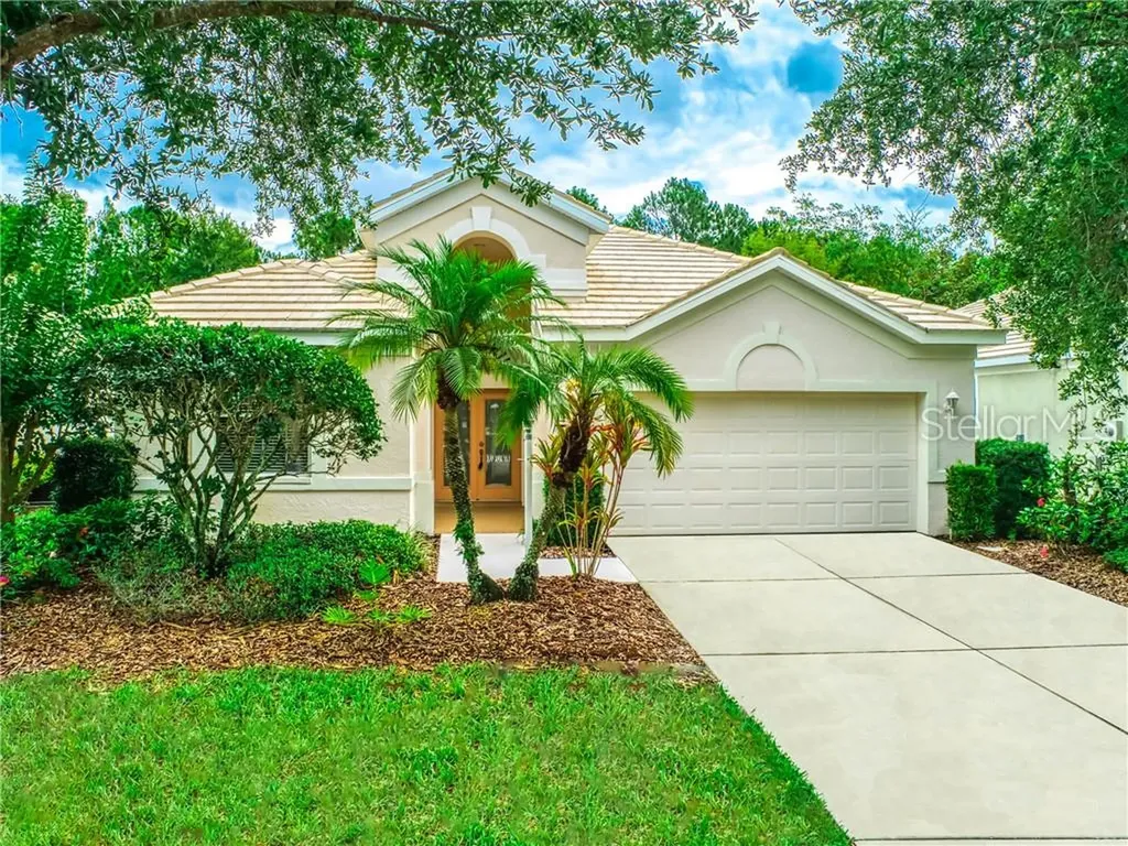 8359 Whispering Woods Court Lakewood Ranch FL 34202