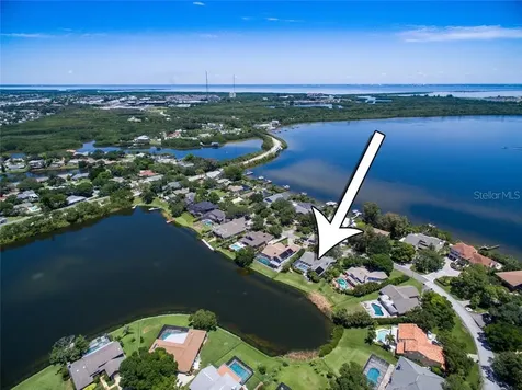 8328 Tallahassee Drive NE St Petersburg FL 33702