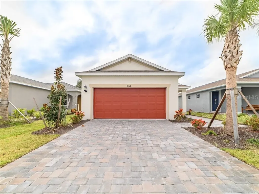 5420 Los Robles Court Palmetto FL 34221