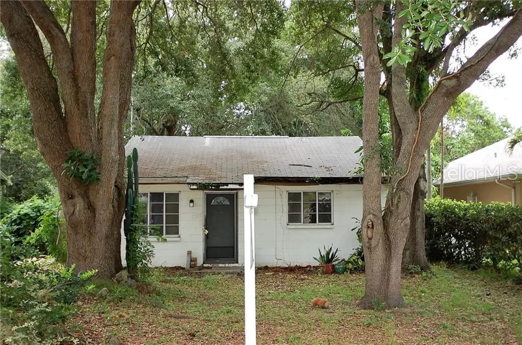 5029 19th Street N St Petersburg FL 33714