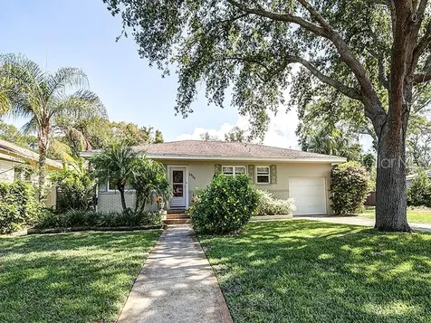 1435 26th Avenue N St Petersburg FL 33704