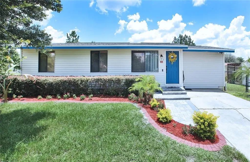 352 Lake Mills Avenue Chuluota FL 32766