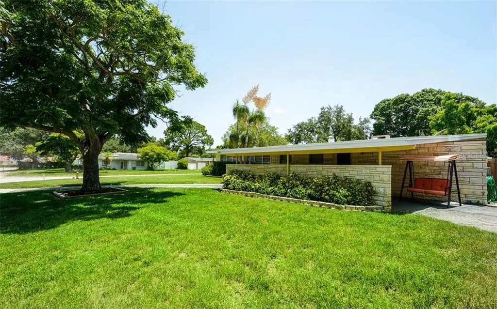 1501 42nd Street W Bradenton FL 34205