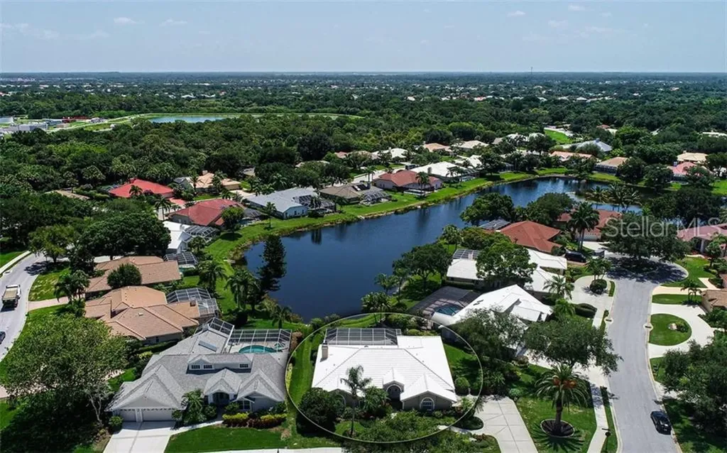 8239 Cypress Hollow Drive Sarasota FL 34238