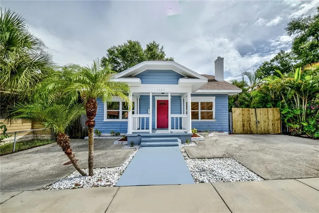 1127 9th Avenue S St Petersburg FL 33705