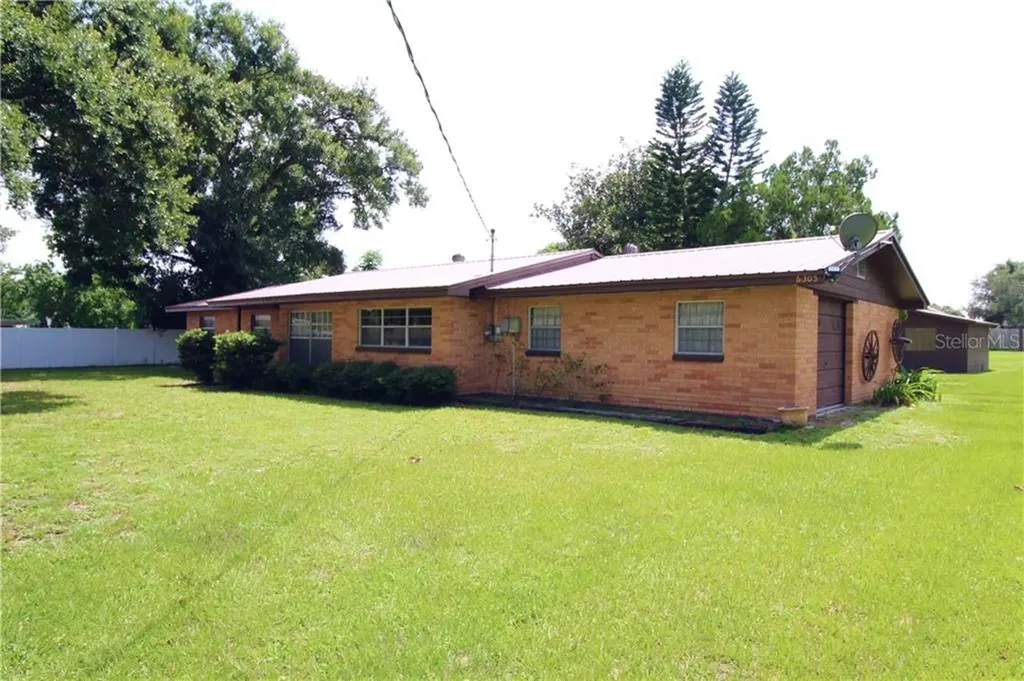 6305 Crews Lake Road Lakeland FL 33813