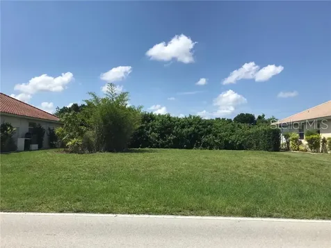 2321 Magdalina Drive Punta Gorda FL 33950