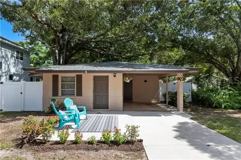 2552 Bay Street Sarasota FL 34237