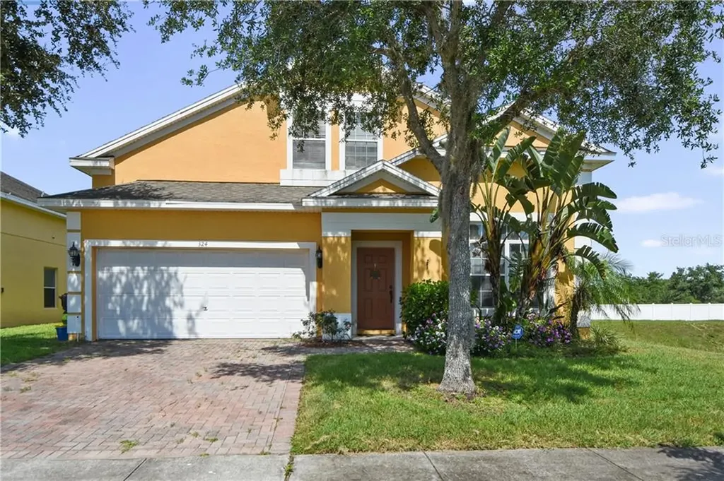 324 Cadiz Loop Davenport FL 33837