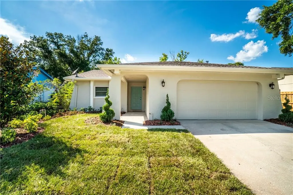 11624 Country Run Road Tampa FL 33624