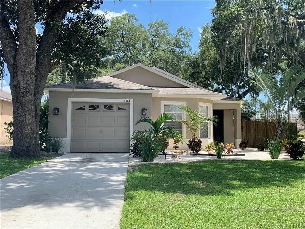 6112 Lanshire Drive Tampa FL 33634