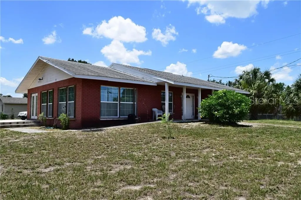 2908 N 66th Street Tampa FL 33619