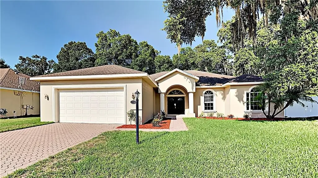 1743 Oakwood Estates Drive Plant City FL 33563