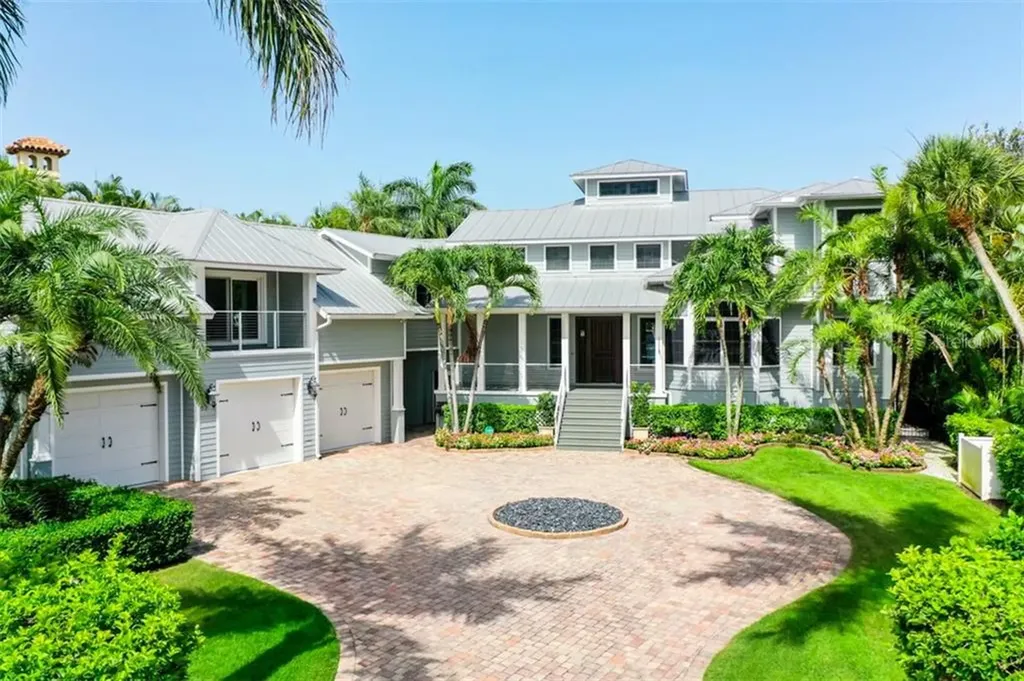 3535 Flamingo Avenue Sarasota FL 34242