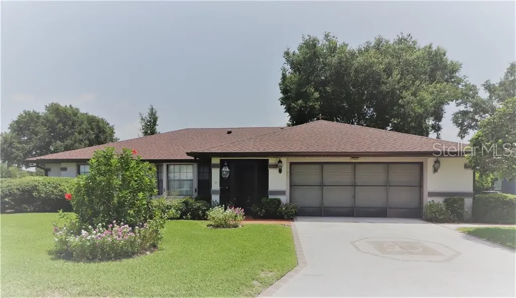 21524 Queen Anne Court Leesburg FL 34748