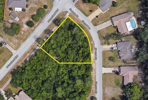 117 S Courtland Boulevard Deltona FL 32738