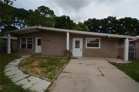 4723 W Iowa Avenue Tampa FL 33616