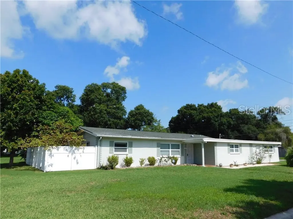 1400 38th Street N St Petersburg FL 33713