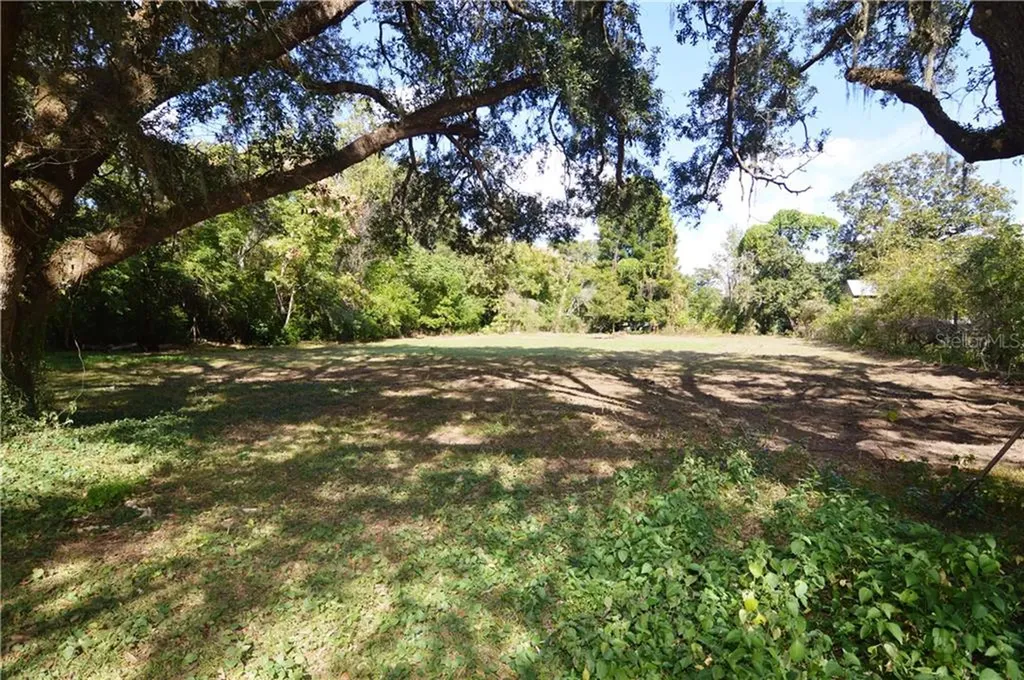 37705 Poinsettia Avenue Dade City FL 33525