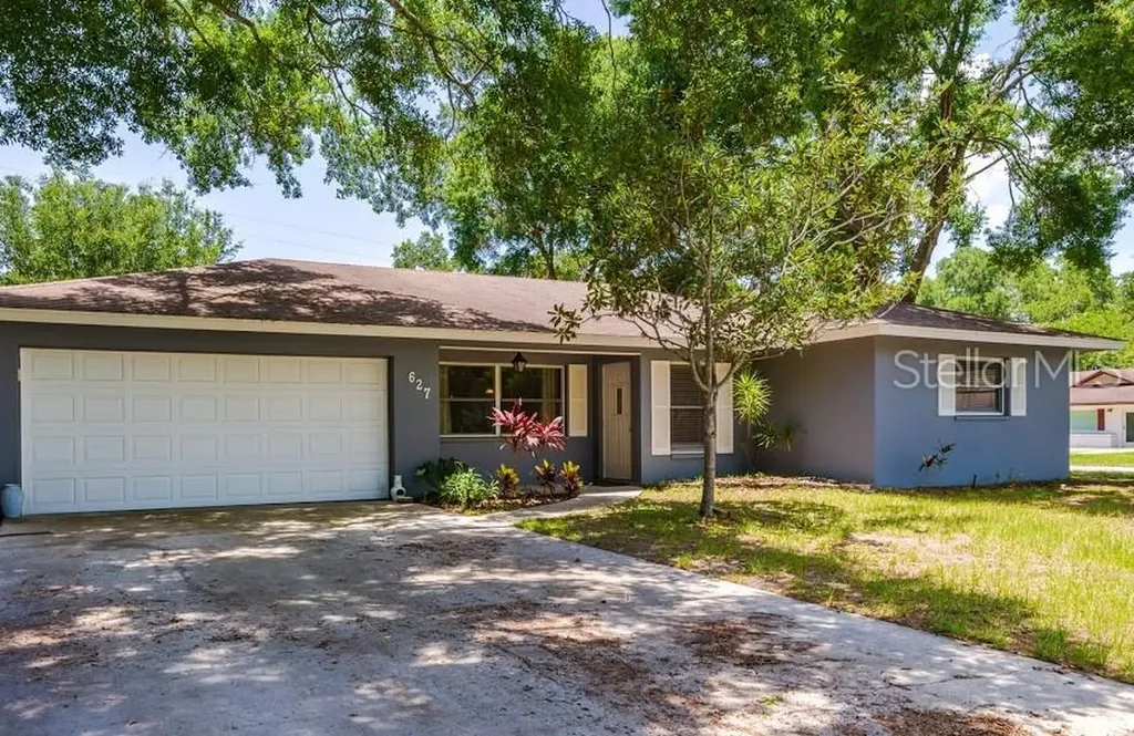 627 Saint Andrews Drive Sarasota FL 34243