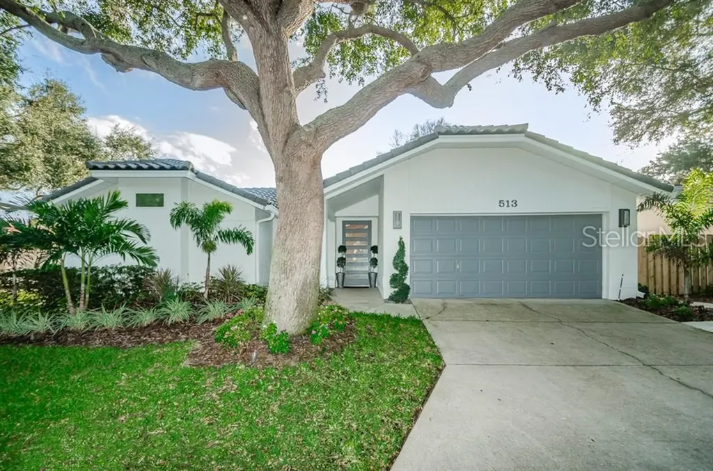 513 Moreno Circle NE St Petersburg FL 33703