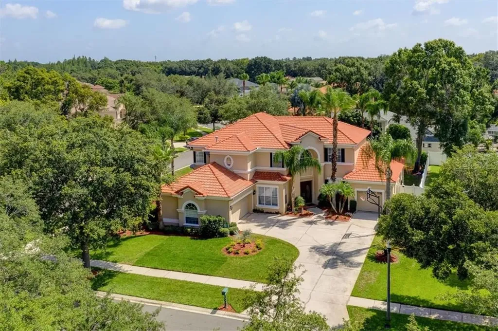 15015 Lake Emerald Boulevard Tampa FL 33618