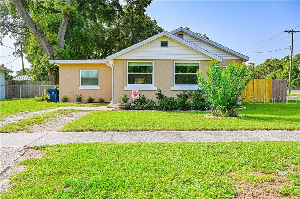 717 Great Barford Street Auburndale FL 33823