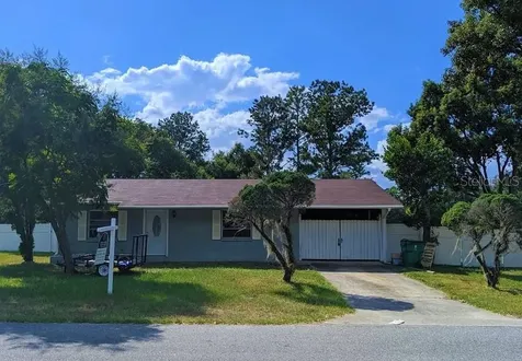 6155 9th Street Zephyrhills FL 33542