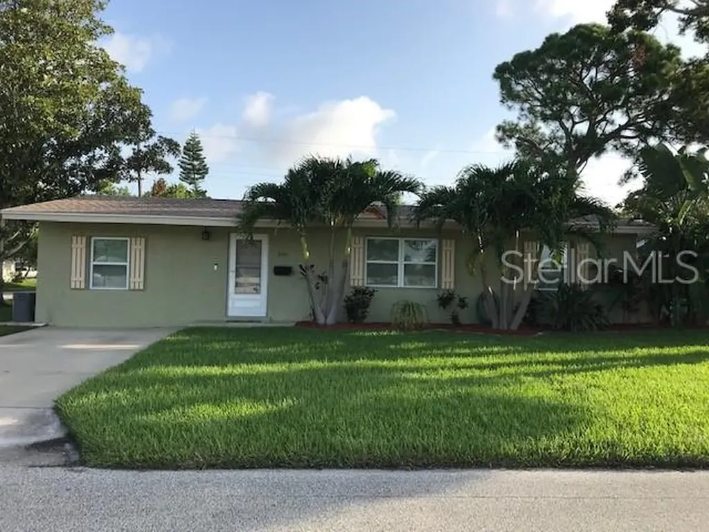 5591 64th Avenue N Pinellas Park FL 33781