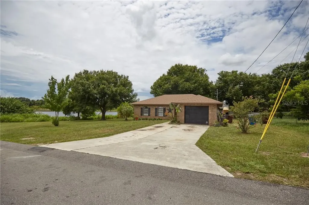 2484 Myrtle Street Haines City FL 33844