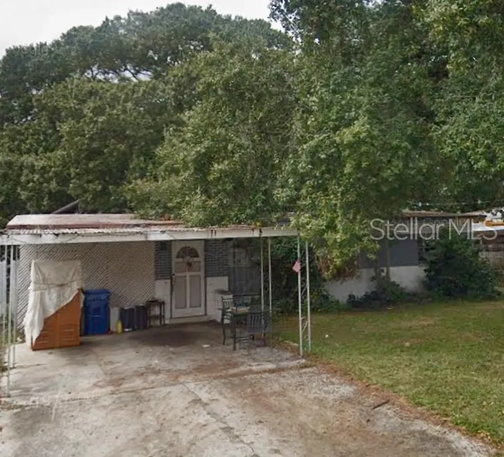 6004 N Cameron Avenue Tampa FL 33614