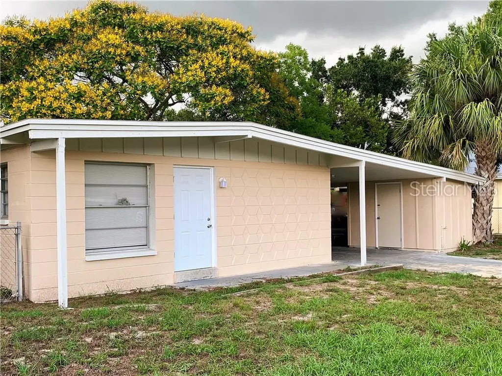 1721 Waikiki Way Tampa FL 33619