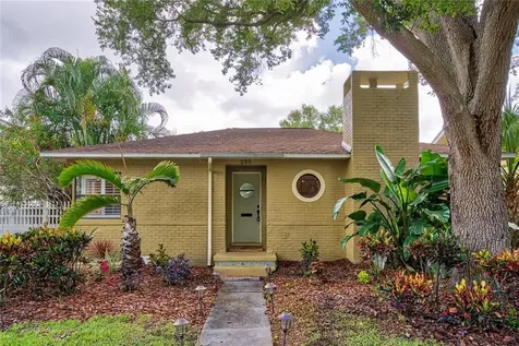 235 17th Avenue NE St Petersburg FL 33704