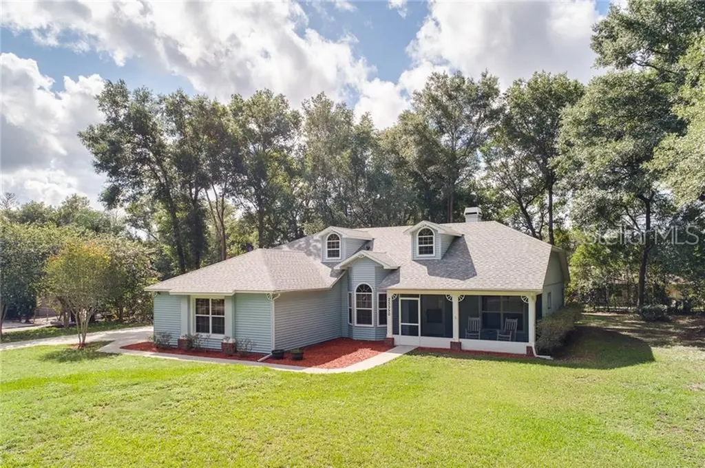 25550 Lido Avenue Sorrento FL 32776