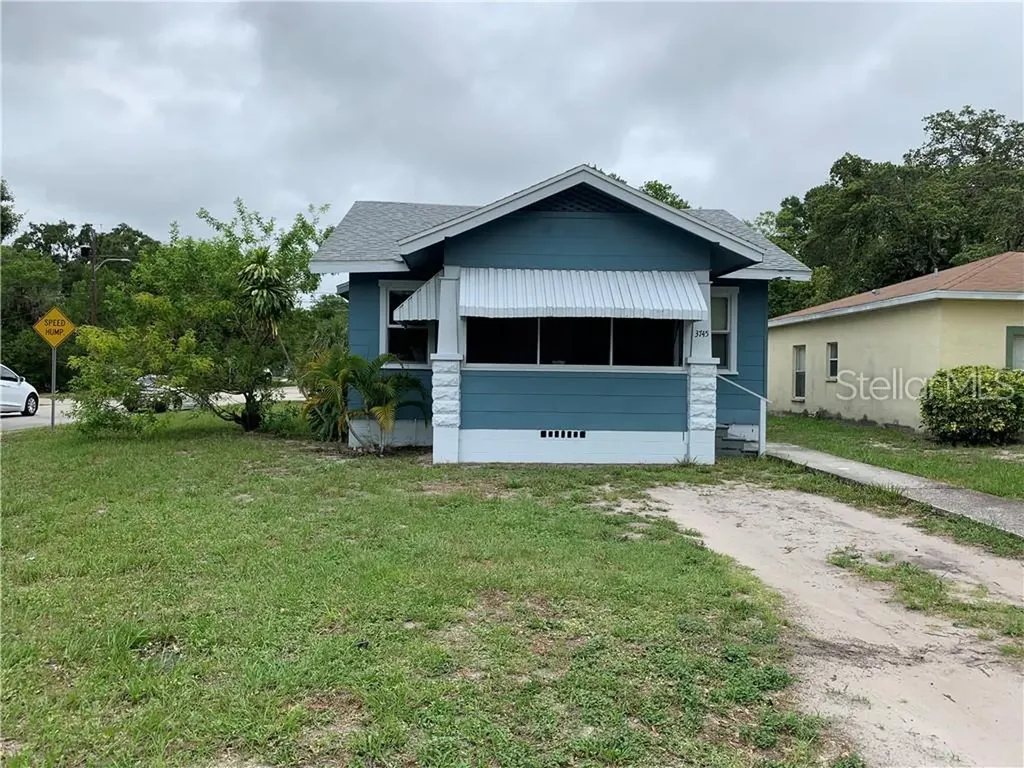 3745 16th Avenue S St Petersburg FL 33711