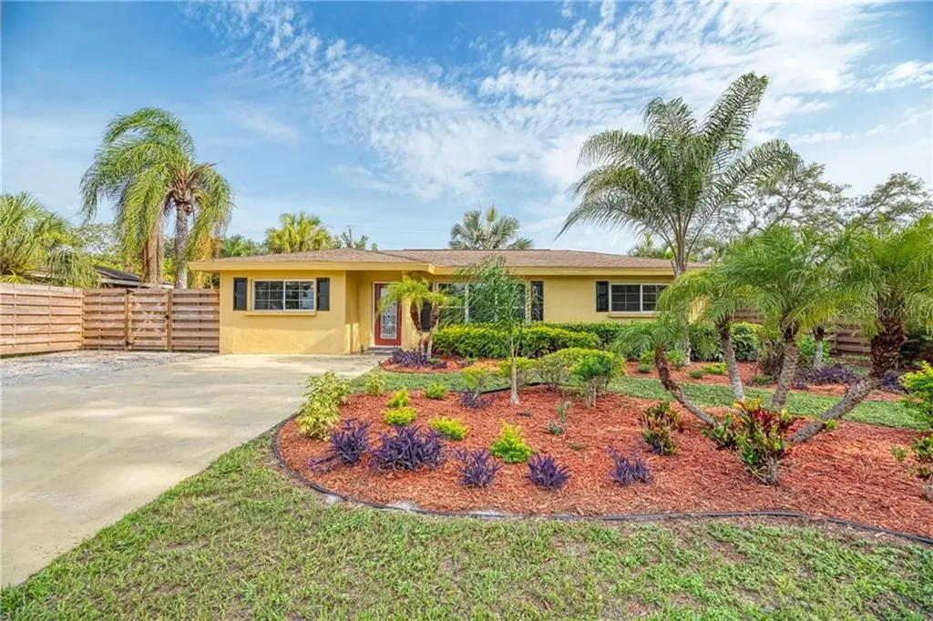 2522 Parma Street Sarasota FL 34231