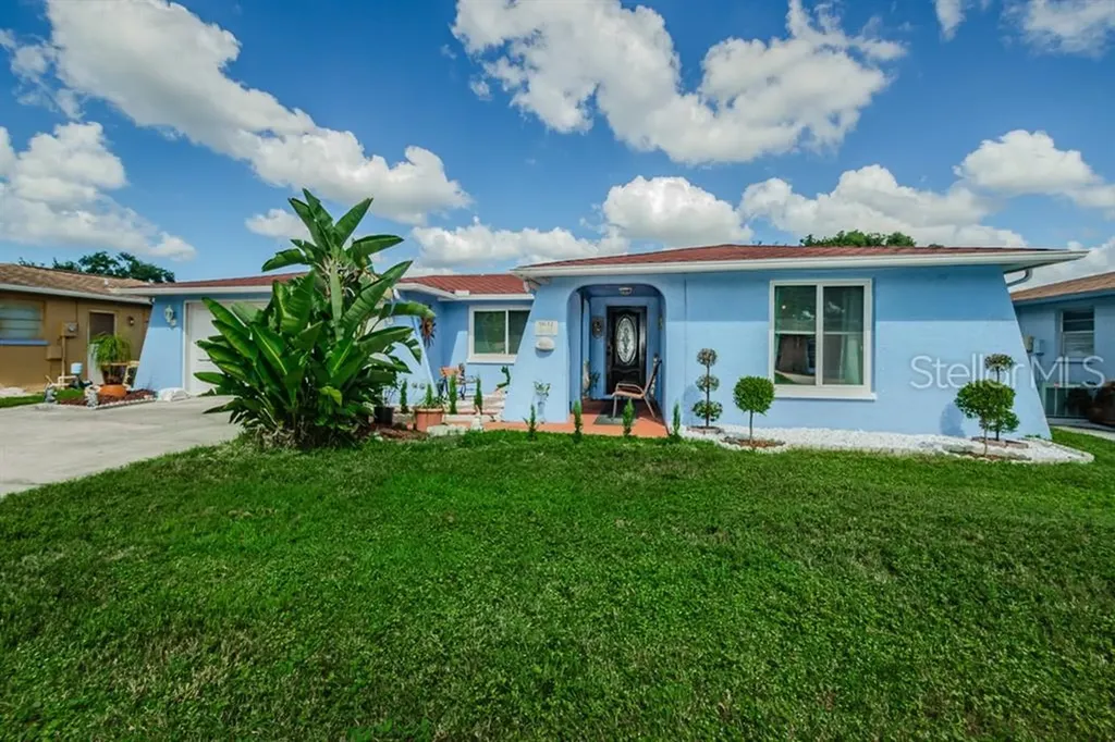 5633 Mirada Drive Holiday FL 34690