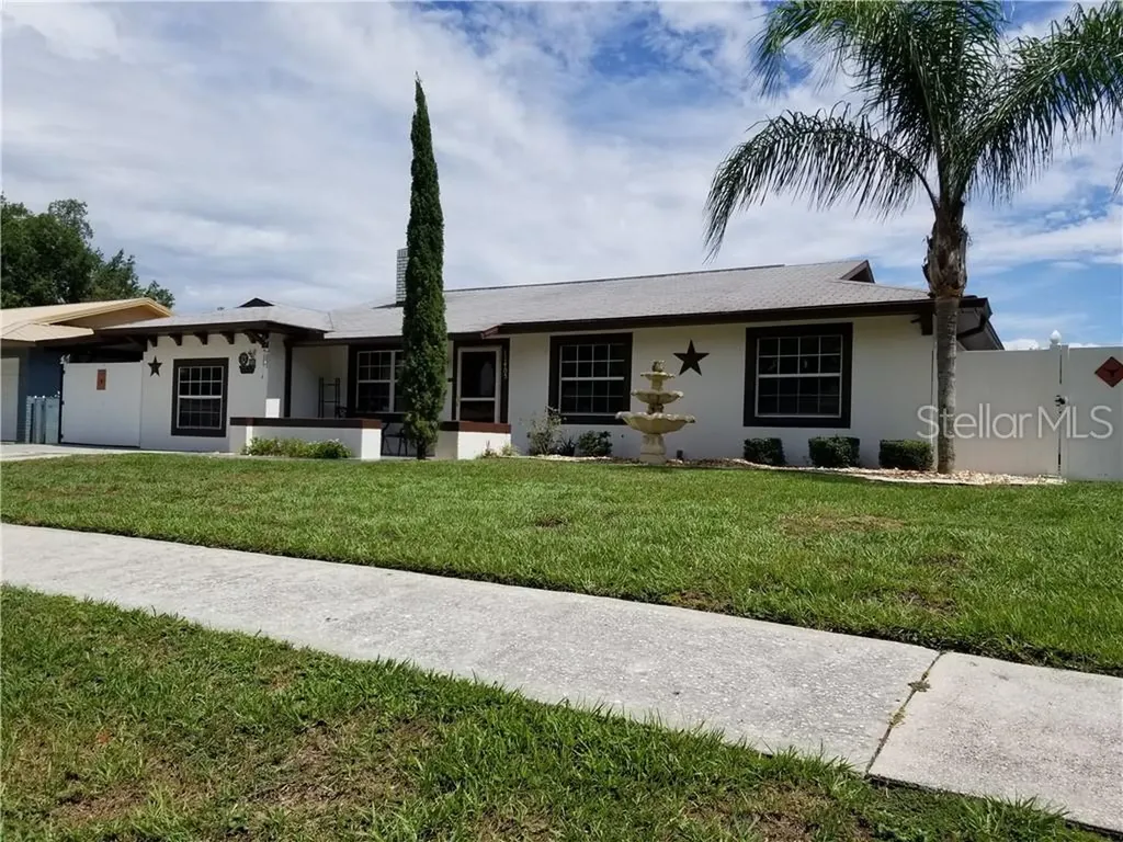 11405 Fillmore Avenue Seffner FL 33584