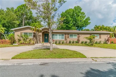 3800 Birch Street NE St Petersburg FL 33703