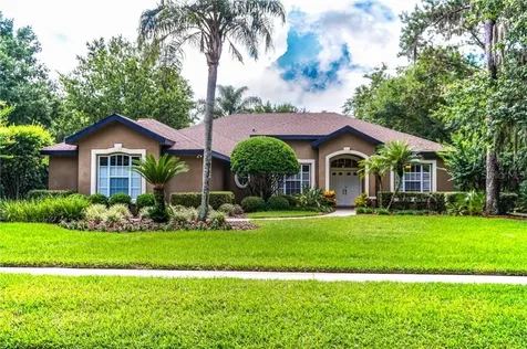 5923 Flatwoods Manor Circle Lithia FL 33547