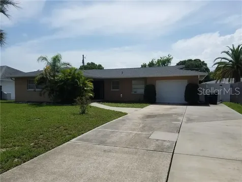 8842 111th Street Seminole FL 33772