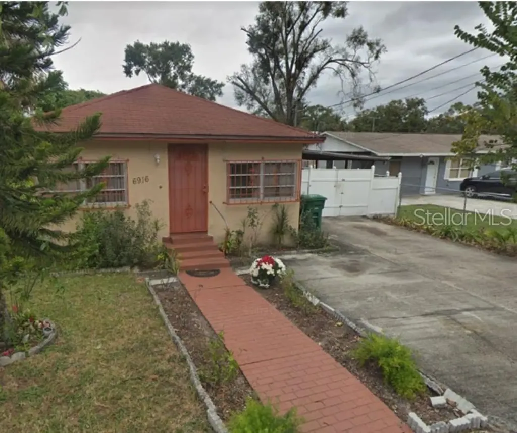 6916 N Dakota Avenue Tampa FL 33604