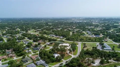 9325 Oceanspray Boulevard Englewood FL 34224