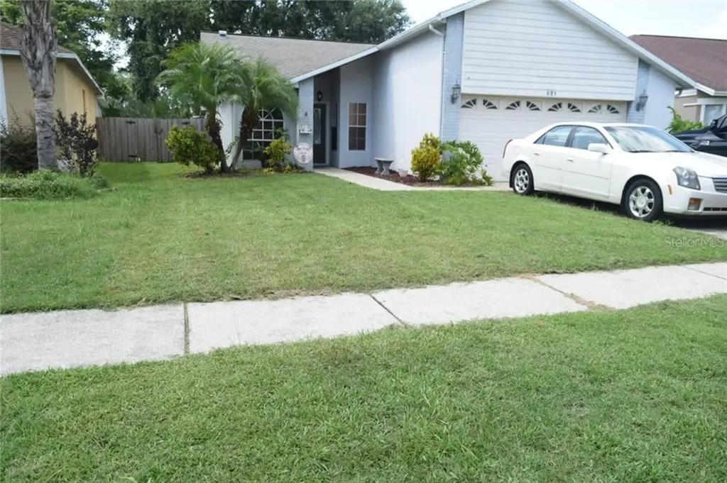 521 Sand Ridge Drive Valrico FL 33594
