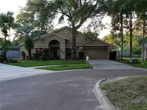 9422 Pebble Glen Avenue Tampa FL 33647