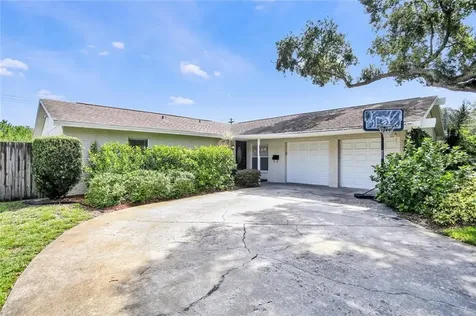 8303 Fountain Avenue Tampa FL 33615