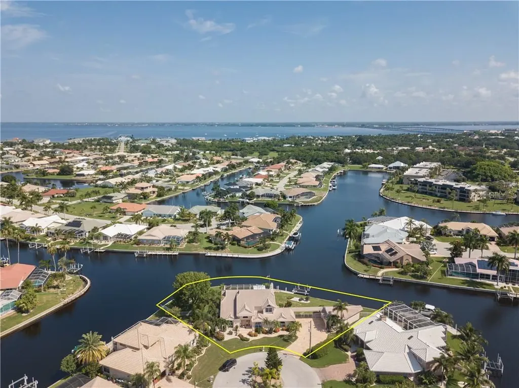 260 Freeport Court Punta Gorda FL 33950