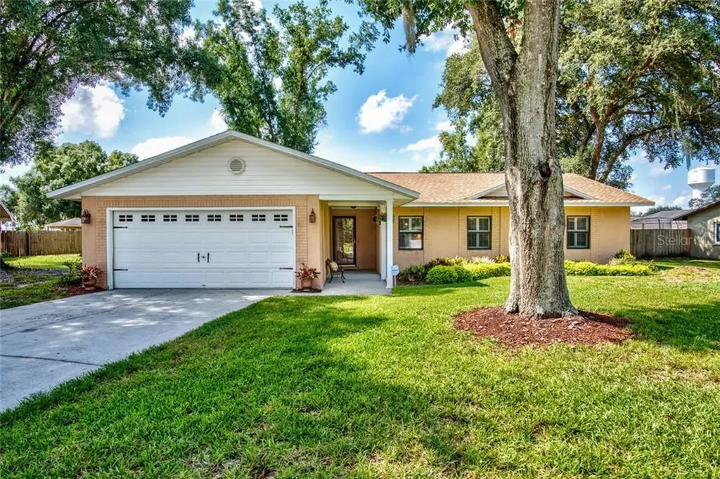 2302 Gatewood Street Plant City FL 33563